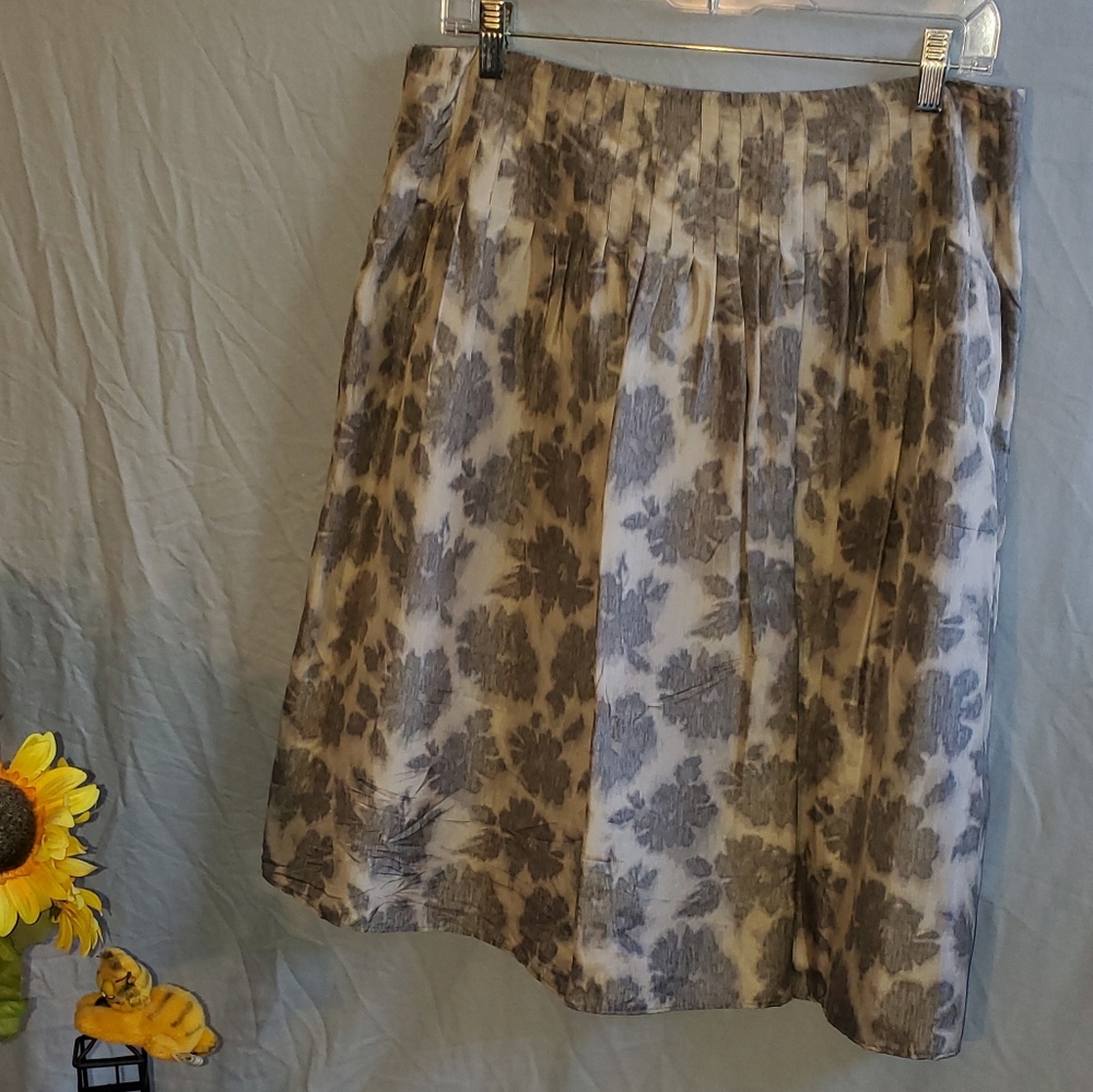 Liz Claiborne Silk floral size 10p